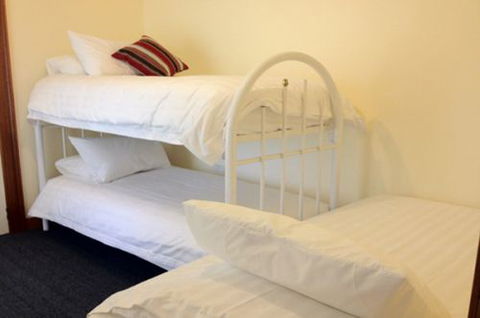 Oyster Cottage - Local Tourism 0