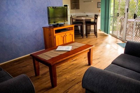 Kelly's Beach Resort - Local Tourism 6