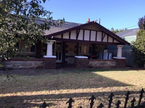 Adelaide Rooms - Australia Shopping 3