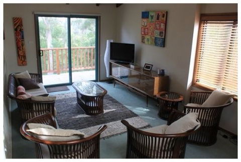 Mossy Point Holiday Rentals - Local Tourism 3