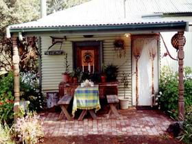 Roo Lagoon Cottage - Local Tourism 0