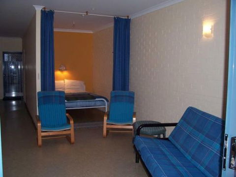 Windsurfer Beach Chalets - Accommodation Australia 2