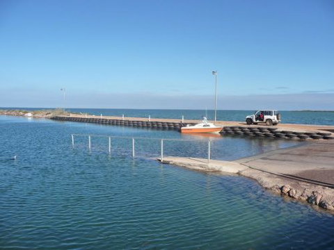 Cowell Foreshore Caravan Park & Holiday Units - Accommodation Australia 5