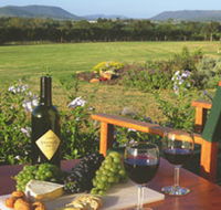 Tranquil Vale Vineyard Cottages - Accommodation Australia