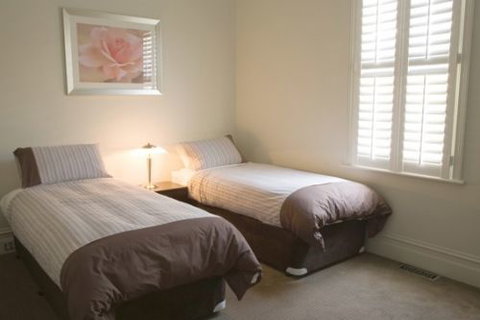Sabina On Little Myers - Accommodation Australia 2