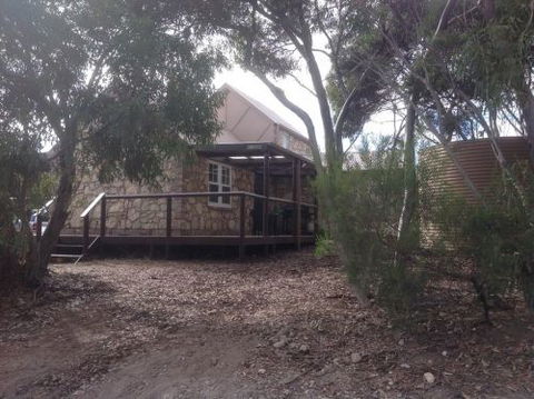 Glendon Beach House - Accommodation Australia 4