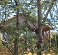 Blue Cliffs Retreat - Local Tourism