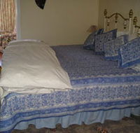 Colleen And Old Sils Farmhouse - Accommodation Australia