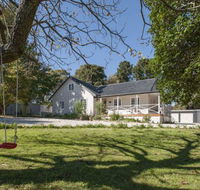Sutton House - Accommodation Australia