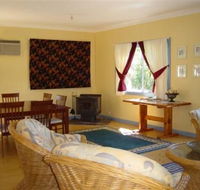 Euroka Homestead And Farm Cottage