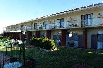Econo Lodge Tamworth - Accommodation Australia 69