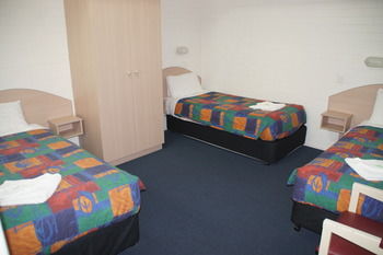 Econo Lodge Tamworth - Accommodation Australia 86