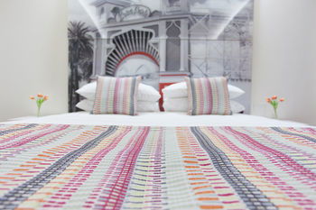 Abode By Easystay - Local Tourism 17
