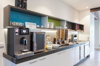 Abode By Easystay - Local Tourism 23