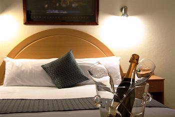 Best Western Mill Park Motel - Local Tourism 1