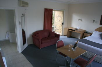 Best Western Mill Park Motel - Local Tourism 6