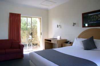 Best Western Mill Park Motel - Local Tourism 8