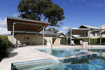 Grand Mercure Apartments The Vintage Hunter Valley - Accommodation Australia 4