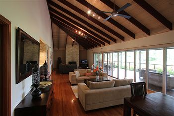 Lake Weyba Cottages Noosa - Accommodation Australia 1