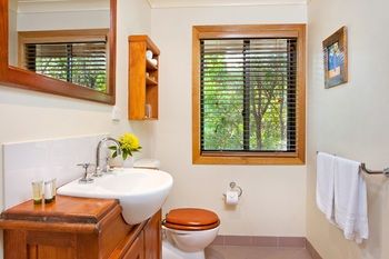 Lake Weyba Cottages Noosa - Accommodation Australia 10