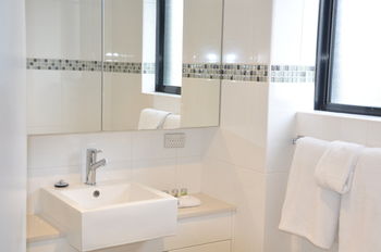 Annam Serviced Apartments - Bed n Breakfasts 8