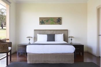 Yering Gorge Cottages By The Eastern Golf Club - Local Tourism 32