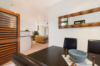 L'Auberge Noosa - Accommodation Australia 9