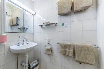 Best Western Melbourne's Princes Park Motor Inn - Accommodation Australia 18