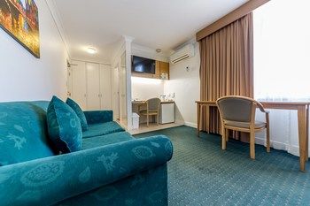 Best Western Melbourne's Princes Park Motor Inn - Accommodation Australia 21