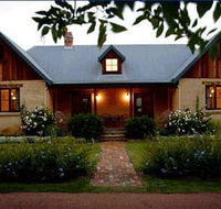 Carriages Boutique Hotel - Australia Shopping
