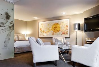 Art Series - The Olsen - Local Tourism 40