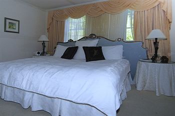 Cottages At Monreale - Local Tourism 30