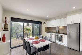 Bungunyah Apartments - Accommodation Australia 11