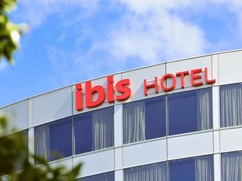 Ibis Melbourne Glen Waverley - Australia Shopping 31