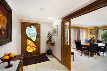 Artisan Spa Views - Local Tourism 1
