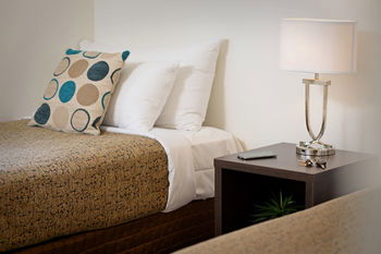 Apartments @ Glen Waverley - Australia Shopping 7