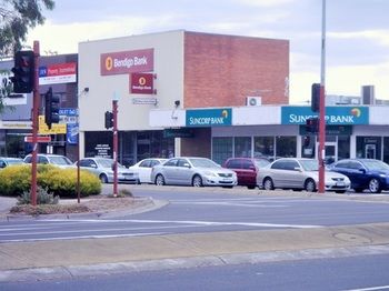 Apartments @ Glen Waverley - Australia Shopping 14