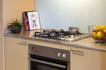Apartments @ Glen Waverley - Australia Shopping 20