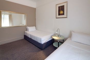 Neutral Bay Lodge - Accommodation Australia 7