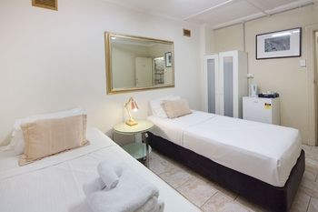 Neutral Bay Lodge - Accommodation Australia 11