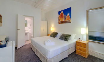 Neutral Bay Lodge - Accommodation Australia 19