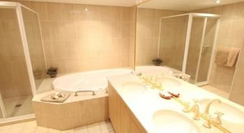 The Hermitage Motel - Accommodation Australia 38