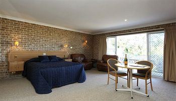 The Hermitage Motel - Accommodation Australia 25