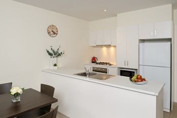 Apartments @ Glen Central ViQi - Australia Shopping 6