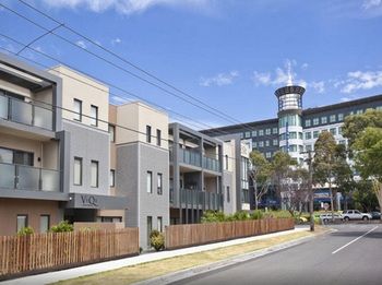 Apartments @ Glen Central ViQi - Australia Shopping 15