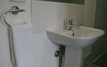 Riverside Motel - Accommodation Australia 3