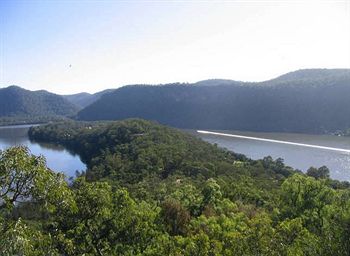 Singletons Retreat - Accommodation Australia 9