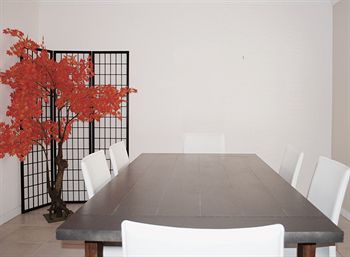 North Ryde Guest House - Australia Shopping 2