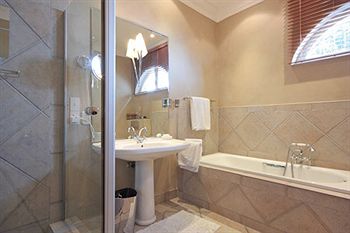 North Ryde Guest House - Australia Shopping 10