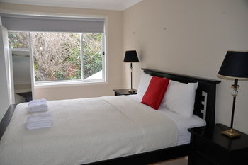 North Ryde Guest House - Australia Shopping 18